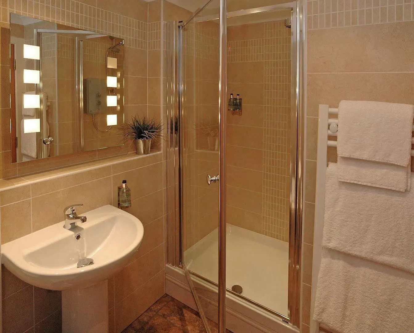Fountain Court Apartments - Eq2 Edinburgh