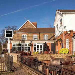 Sunday London Heathrow T5 Hotel Staines-upon-Thames